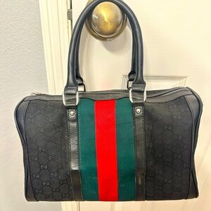 Black speedy style bag